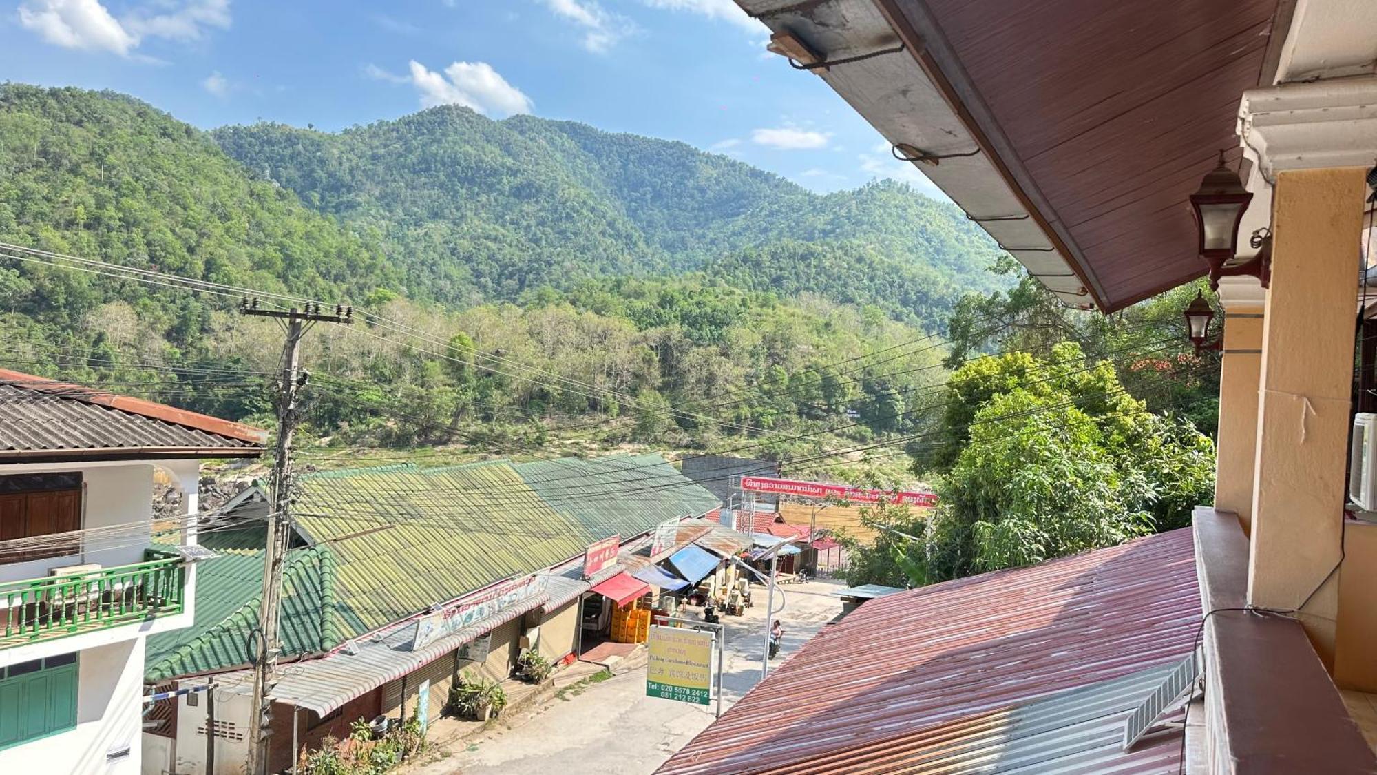 Pakbeng Guesthouse Exteriér fotografie